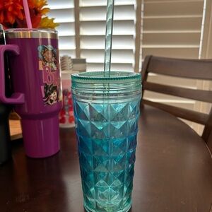 Blue Diamond Pattern Tumbler